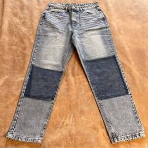 AEROPOSTALE Slouchy Patchwork Mid Rise Mom Jeans in Light Blue Wash - Size 6